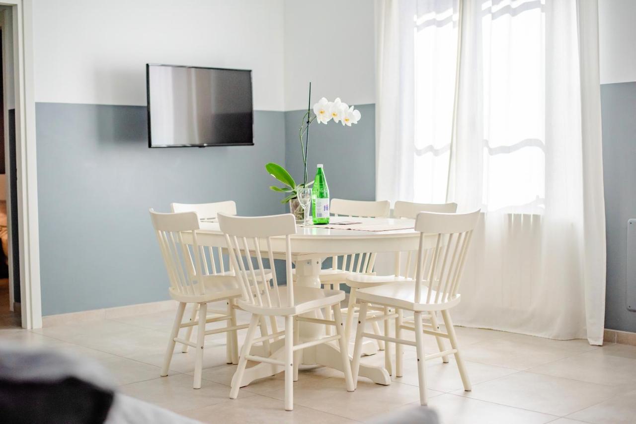 Beach Apartment In The Center Санремо Экстерьер фото