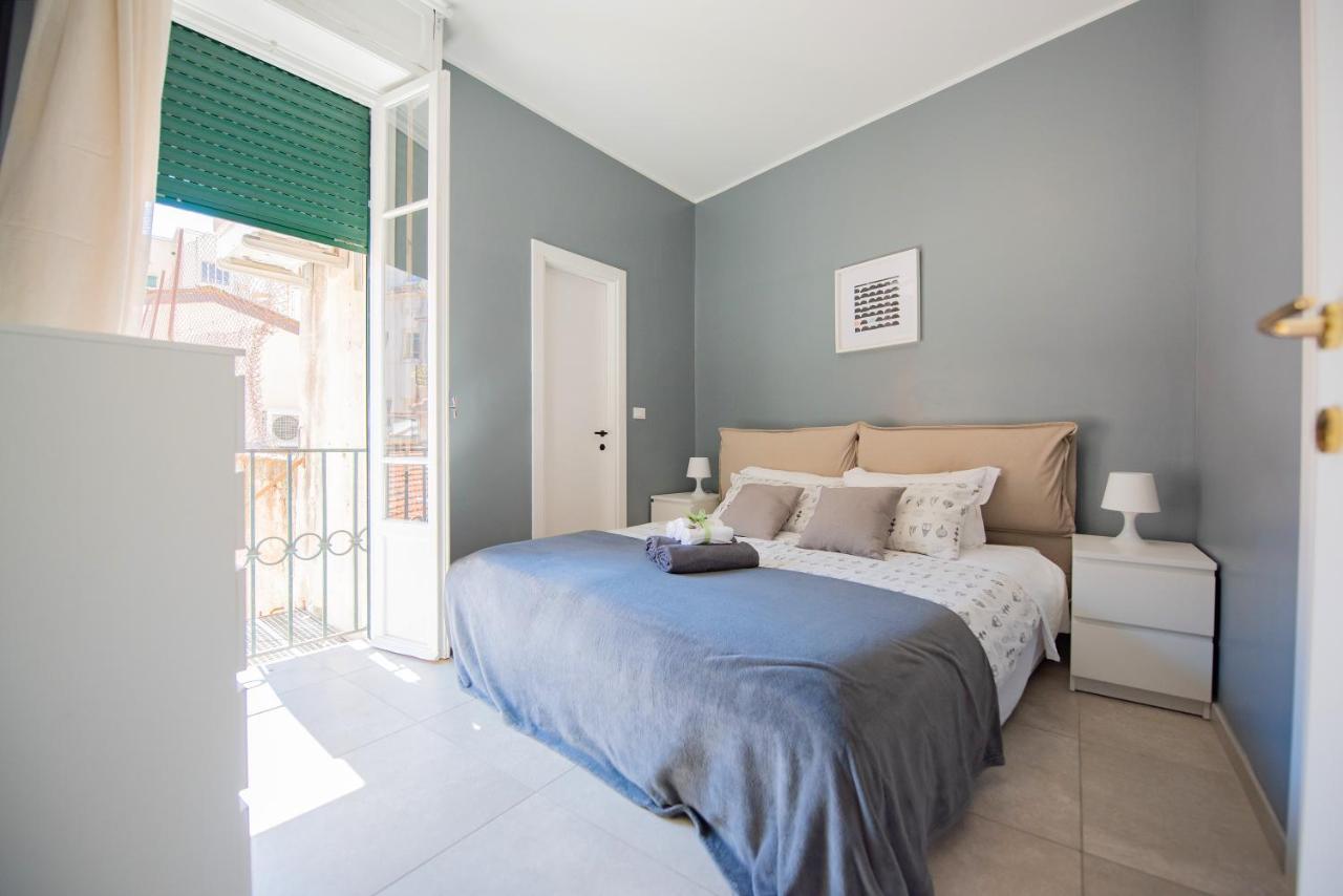 Beach Apartment In The Center Санремо Экстерьер фото